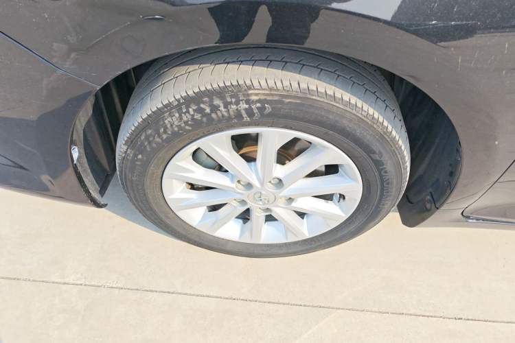 Used Toyota Camry 2016 2.0G 10th Anniversary Leading Edition