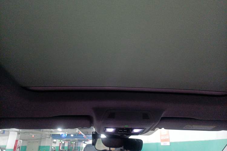 Used Volkswagen ID.6 X 2022 Smart Enjoyment Long-Range Edition Headliner