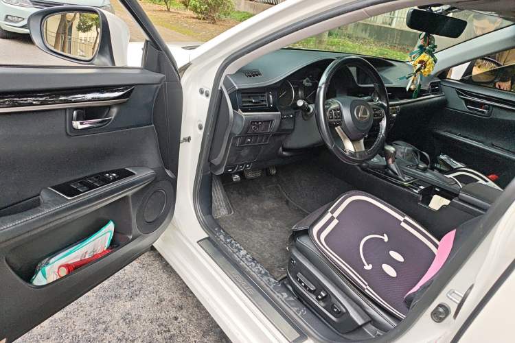 Used Lexus ES 2015 200 Elite Edition
