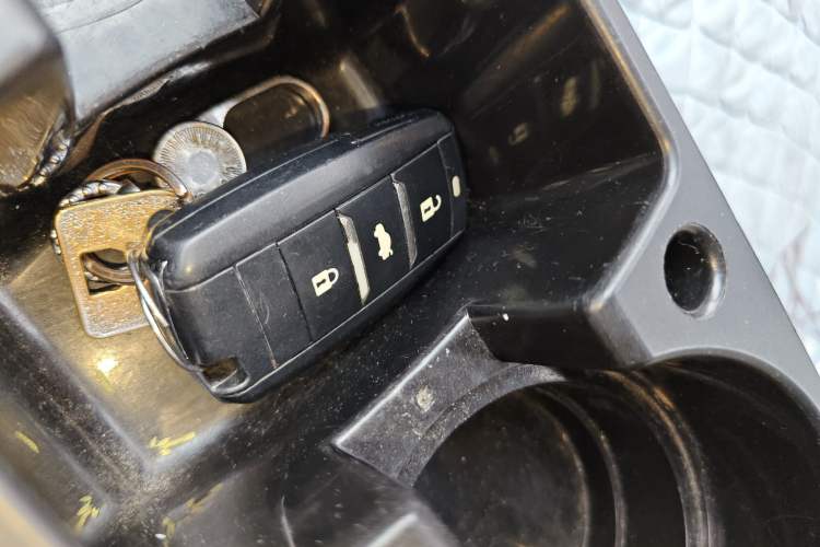 Used CHANGAN Alsvin V7 2015 1.6L Automatic Enjoyment Model China IV Standard
