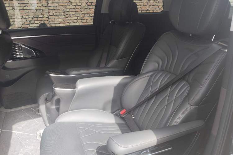 Used GAC Trumpchi M8 2024 Master Series 400T Prestige Edition Left Rear Seat