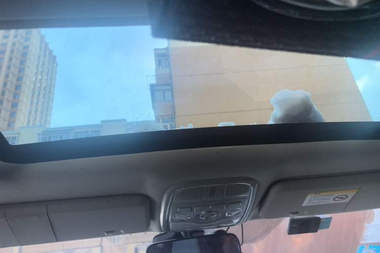 Used Haval H6 2014 Sport Edition 2.0T Diesel Manual Two-Wheel-Drive Elite Model Headliner