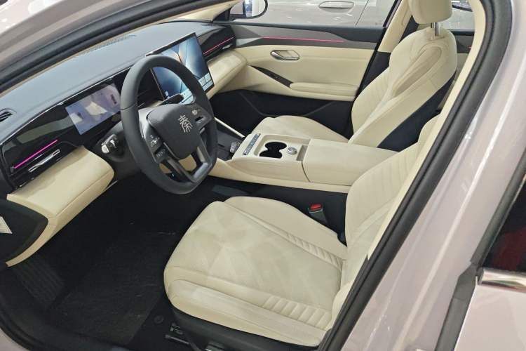 Used BYD Qin L 2025 EV 545KM Cloud Suspension Edition