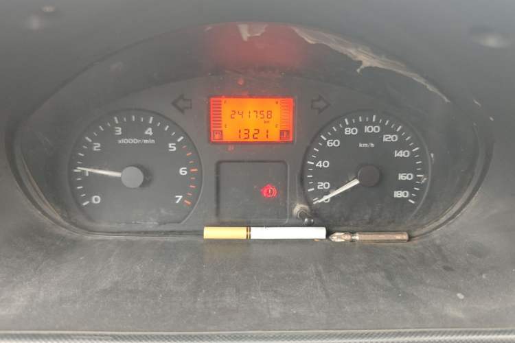 Used Wuling Rongguang 2011 1.2L Base Version