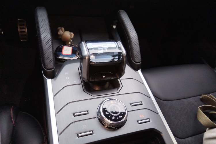 Used JETOUR Traveler 2025 2.0TD DCT XWD Cross-country Gear Lever