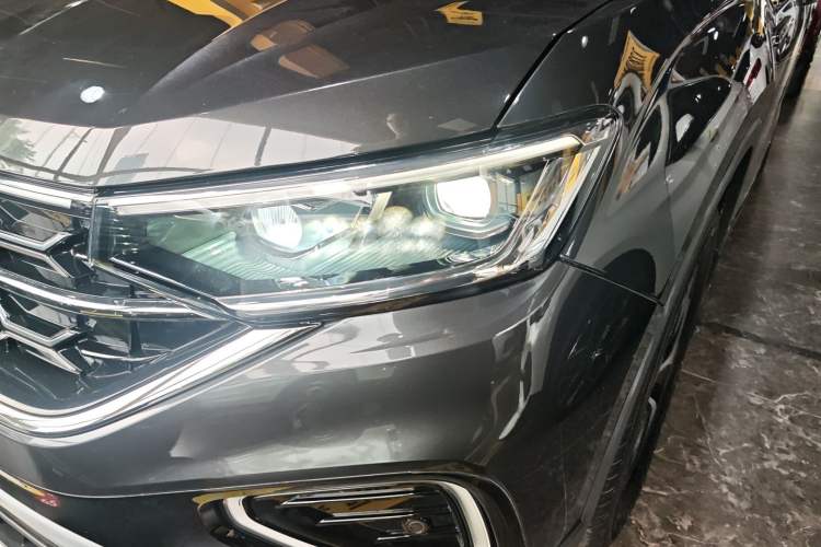 Used Volkswagen Tayron 2023 330TSI Two-Wheel-Drive Luxury Plus Advanced Version