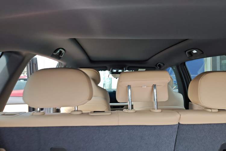 Used CHANGAN CS75 PLUS 2025 4th Generation 1.5T New Blue Whale Smart Luxury Edition
