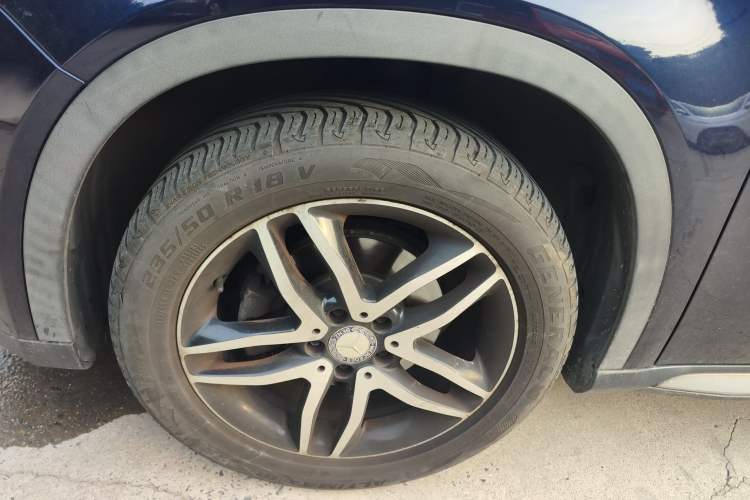 Used Mercedes-Benz GLA 2015 GLA 200 Fashion Model Left Front Wheel Hub