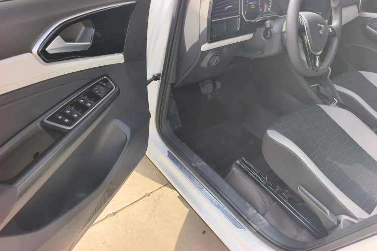 Used Jetta VS5 2024 Model, 5th Anniversary Edition
