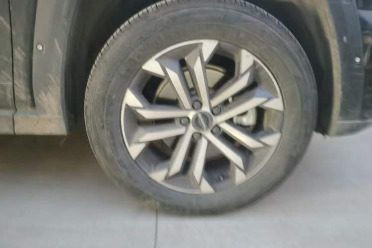 Used Haval H Dog 2023 1.5T Two-Wheel Drive Chao Ye Version Plus Right Front Wheel Hub