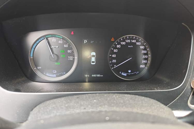 Used Hyundai Sonata 2016 2.0L Hybrid HE Smart Version
