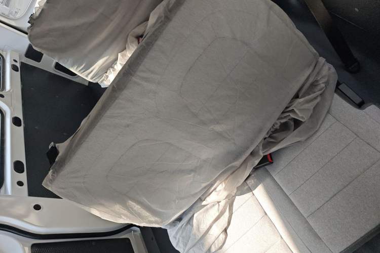 Used Wuling Yangguang 2025 Model 400km Bus Edition—Comfort Edition