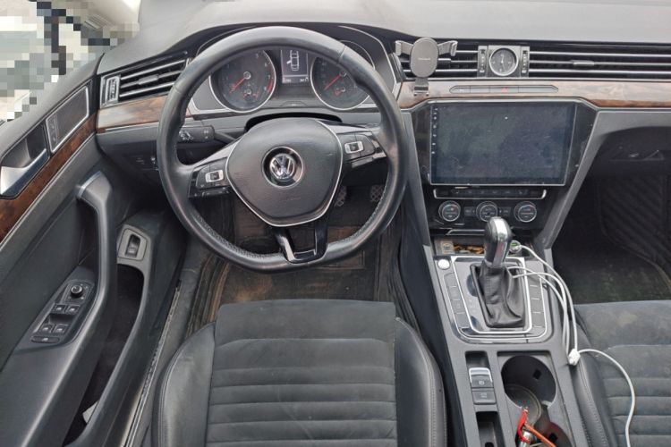 Used Volkswagen Magotan 2017 330TSI DSG Luxury Model