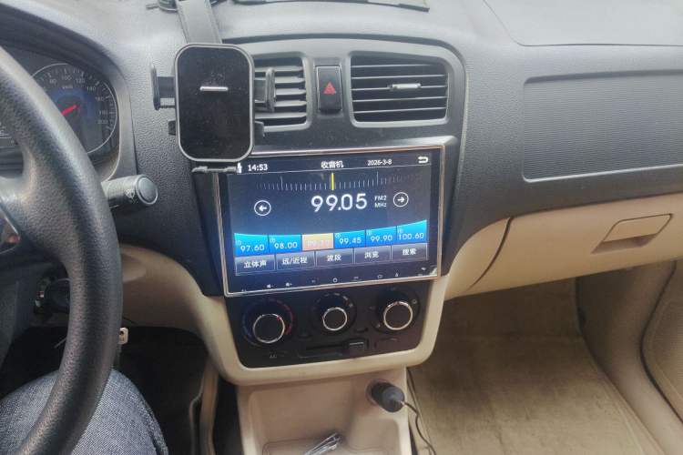 Used Dongfeng Fengon 370 2016 1.5L Manual Elite Home Edition 7-Seater