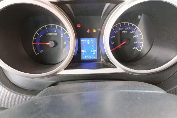 Used CHANGAN KAICHENG Ounuo S 2014 1.5L Base Version Odometer Close Up