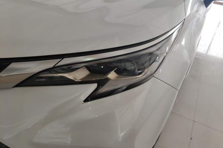 Used Toyota Granvia 2023 2.5L Hybrid Prestige PLUS Edition
