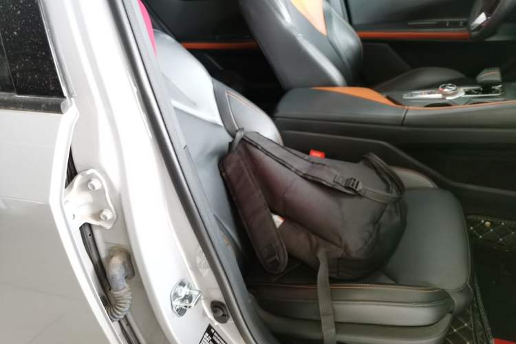 Used Changan UNI-V 2022 1.5T Smart Navigation Version