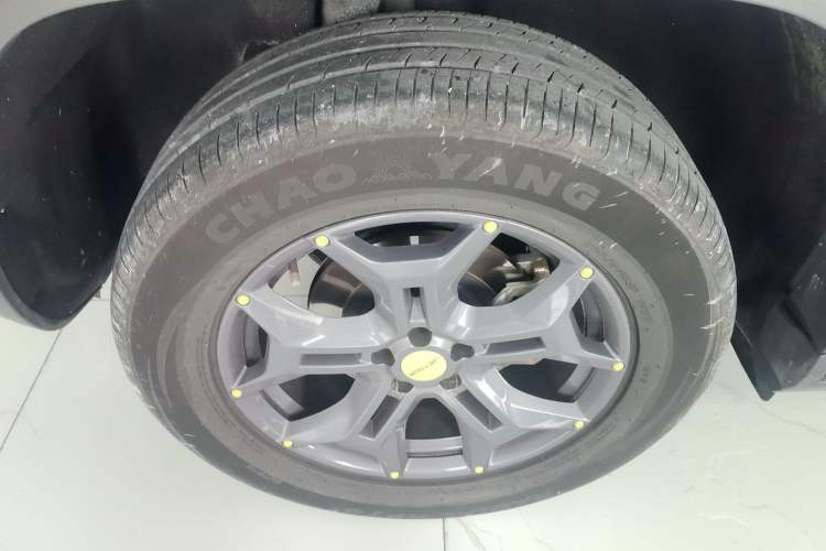 Used JETOUR Traveler 2024 2.0T All-Wheel-Drive CrossPRO Entertainment Edition Right Rear Wheel Hub