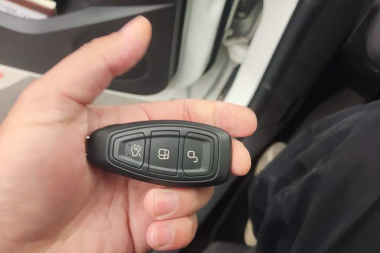 Used Ford Kuga 2015 1.5L GTDi Four-Wheel-Drive Elite Model