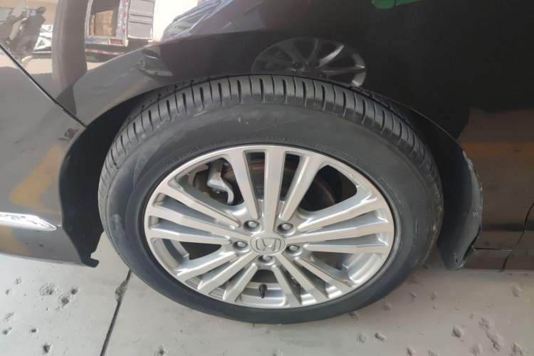 Used Honda Elysion 2016 2.4L Comfort Edition Left Front Wheel Hub