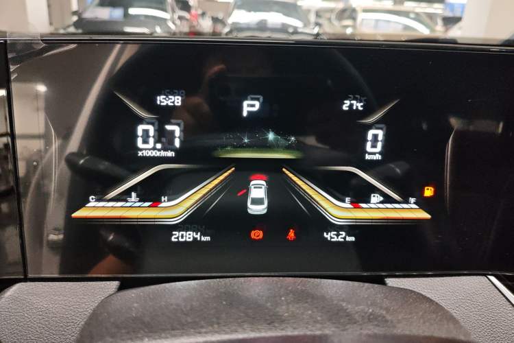 Used Bestune B70 2025 Dragon Edition 1.5T Quality Enjoyment Model Instrument Cluster