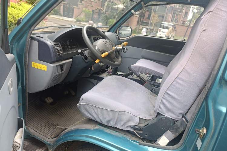 Used Soueast Delica 2014 2.0L New Entrepreneur Pioneer Practical Edition Driver Seat