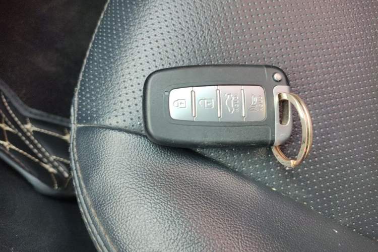 Used Kia Forte 2011 1.6L AT Premium
