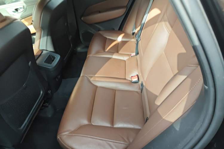 Used Volvo XC60 2024 B5 4x4 Smart Luxury Edition
