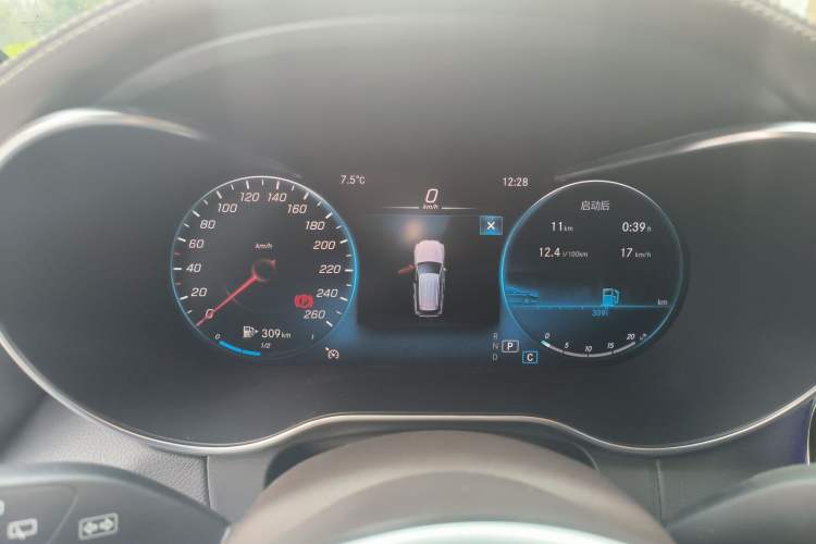 Used Mercedes-Benz GLC 2022 Second Facelift GLC 260 L 4MATIC Luxury Edition
