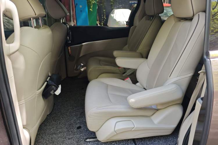 Used Buick GL8 2020 Land Cruiser Executive Class 652T Comfort Model Left Rear Seat