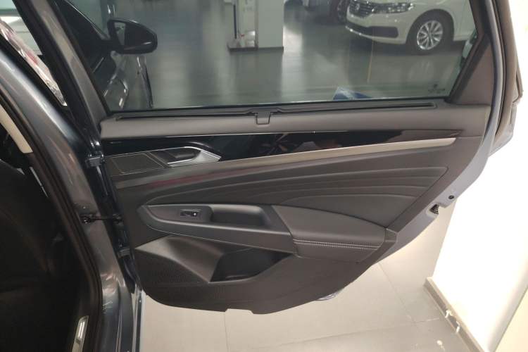 Used Volkswagen Passat 2022 330TSI Luxury Edition