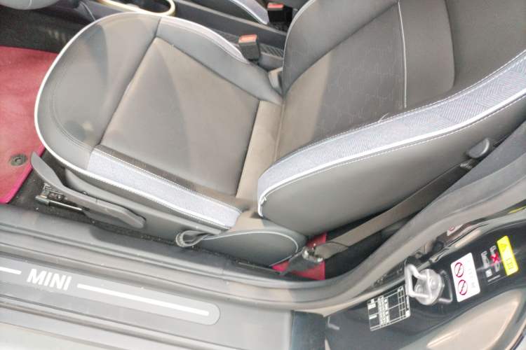 Used MINI Electric MINI COOPER 2025 456km COOPER E Classic Style