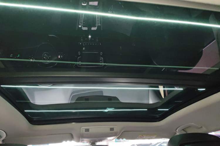 Used Volkswagen Magotan 2017 330TSI DSG Luxury Model