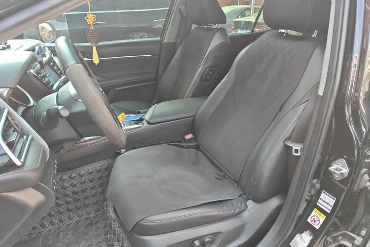 Used Toyota Camry 2018 2.0G Luxury Edition Left Front Seat