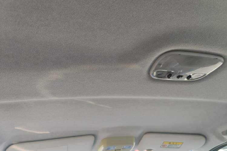 Used Haima Qishi 2013 2.0L Manual Classic Trim