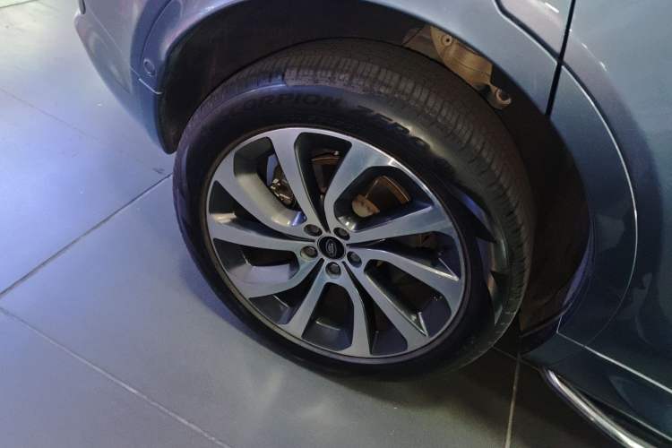 Used Land Rover Discovery Sport New Energy 2021 P300e Performance Tech Edition
