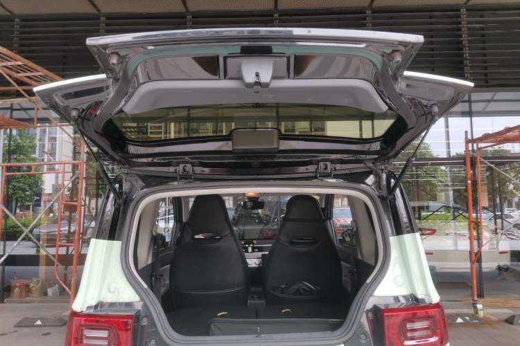 Used Wuling Hongguang MINIEV 2022 Macaron Premium Model – Lithium Iron Phosphate
