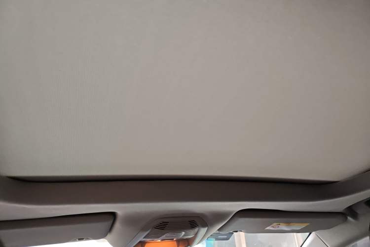 Used Citroen C5 AIRCROSS 2017 350THP Fashion Edition Headliner