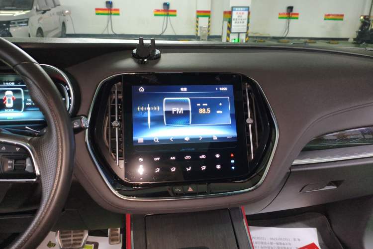 Used JETOUR X70 Coupe 2020 1.6T DCT Cool 7-Seater Audio And AC Panel