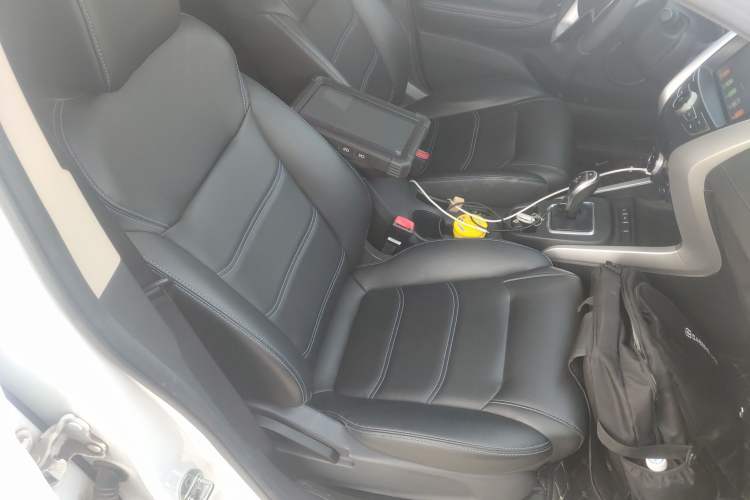 Used BYD Yuan New Energy 2019 EV360 Smart Connect Leading Model Right Front Seat