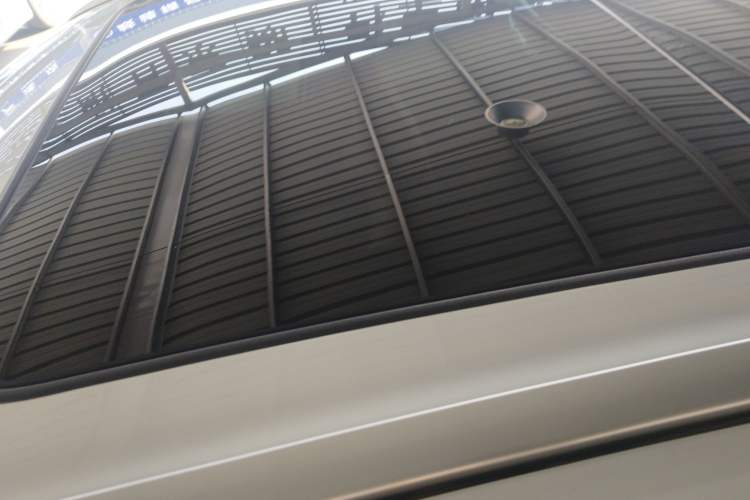 Used CHANGAN UNI-Z 2025 1.5T Premium Edition Roof