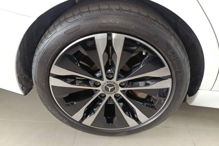 Used Mercedes-Benz C-Class New Energy 2023 Facelift C 350 eL
