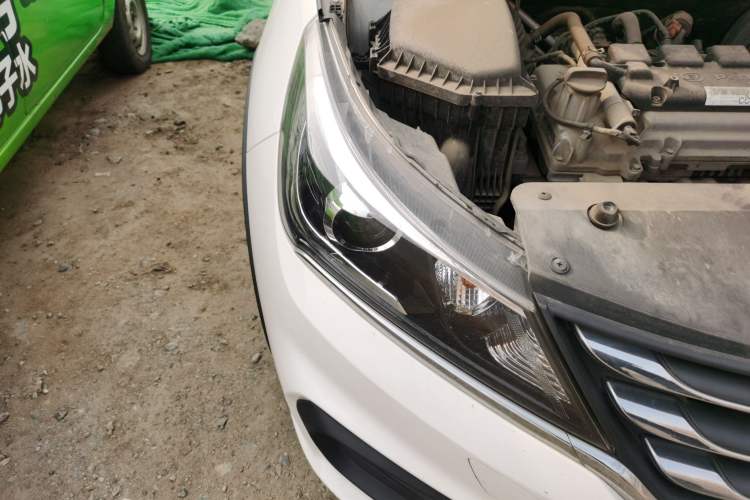 Used Baojun 310W 2017 1.5L Manual Comfort Version China V