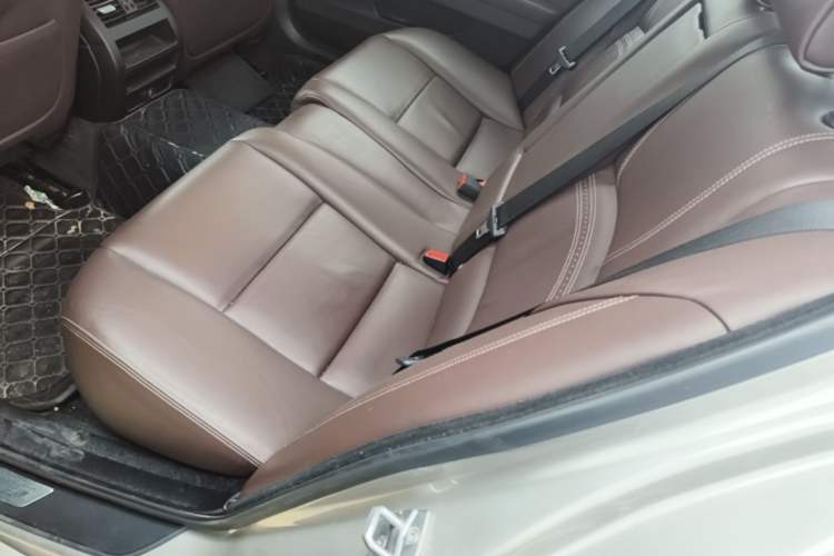 Used BMW 5 Series 2014 525Li Luxury Design Package