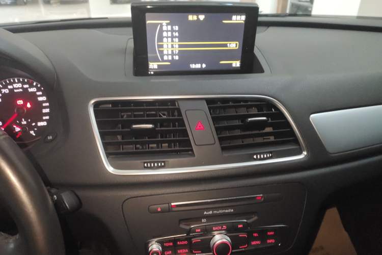 Used Audi Q3 2017 30 TFSI Fashion Model