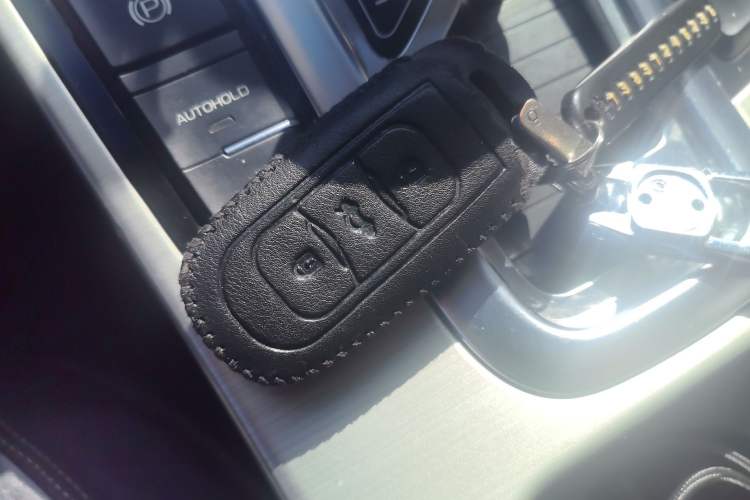 Used Geely Auto Emgrand GL 2017 1.3T DCT Elite Model
