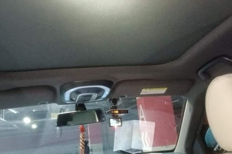 Used Zotye Domy X7 2017 1.8T Manual Supreme Model
