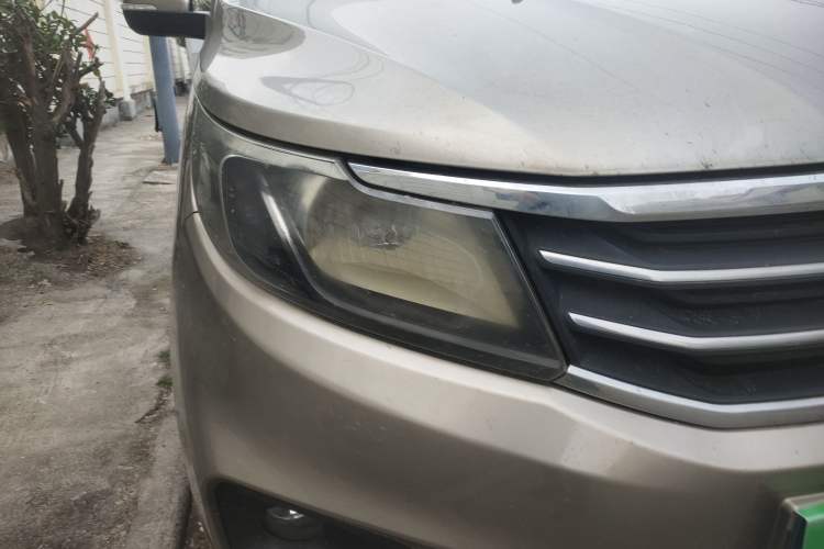 Used Jinbei F50 2017 1.6L Manual Comfort Model Right Front Headlight