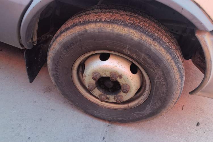 Used Iveco Turin 2009 2.5T-A32 Base Version
