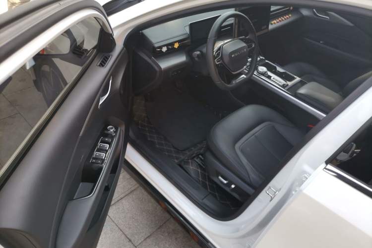 Used Wuling Xingguang 2023 150 Advanced Edition
